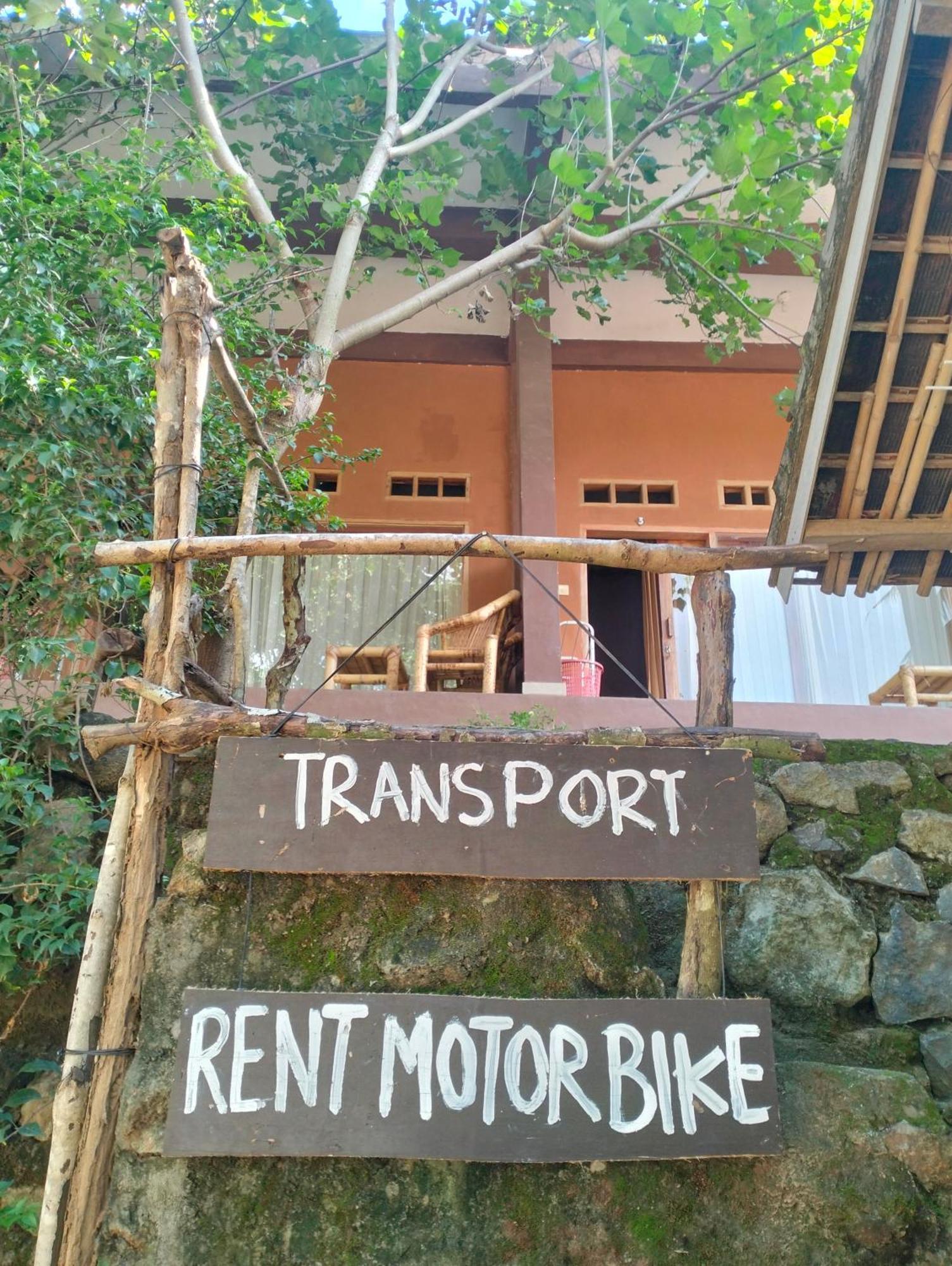 Fullmoon Homestay Kuta  Exterior photo