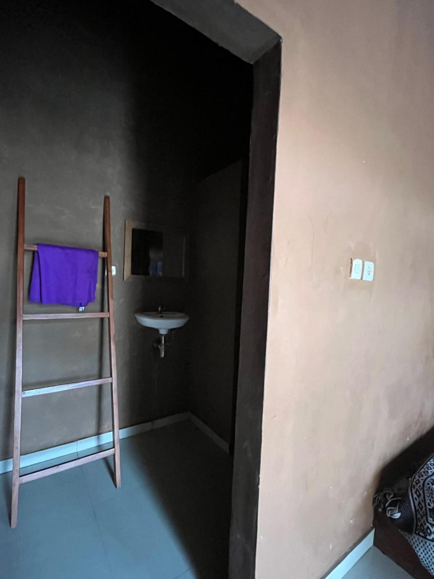 Fullmoon Homestay Kuta  Exterior photo